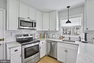 1323 April Way, Herndon, VA 20170 - Photo 6
