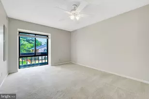 10221 Valentino Dr, Oakton, VA 22124 - Photo 16