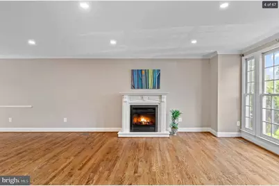 3906 Valley Ridge Drive, Fairfax, VA 22033 - Photo 4