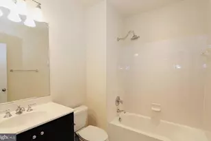 6758 Darrells Grant Pl, Falls Church, VA 22043 - Photo 32