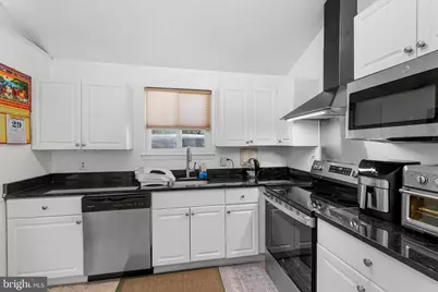 8304 Harland Drive, Springfield, VA 22152 - Photo 16