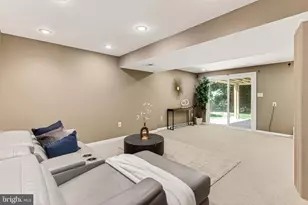 7608 Cervantes Ct, Springfield, VA 22153 - Photo 44