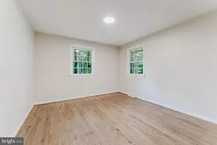4704 Sandra Ln, Fairfax, VA 22030 - Photo 32
