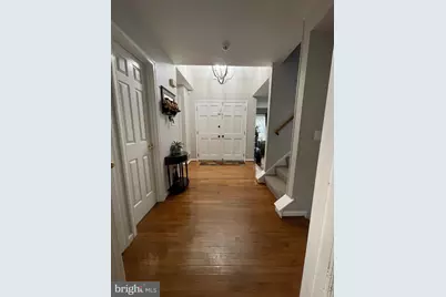 9025 Streamview Lane, Vienna, VA 22182 - Photo 10