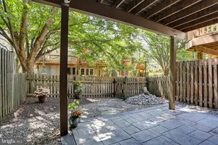 6152 Wellington Commons Dr, Alexandria, VA 22310 - Photo 24