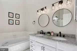 6152 Wellington Commons Dr, Alexandria, VA 22310 - Photo 18