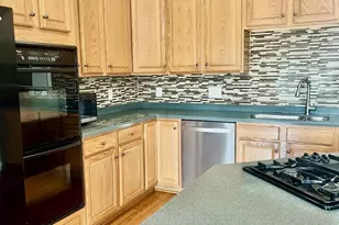 5370 Blue Aster Cir, Centreville, VA 20120 - Photo 2