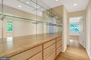 3236 Woodland Ln, Alexandria, VA 22309 - Photo 18