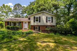 3236 Woodland Ln, Alexandria, VA 22309 - Photo 2