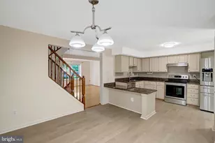 7516 Aspenpark Rd, Lorton, VA 22079 - Photo 12