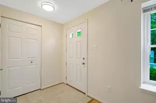 7516 Aspenpark Rd, Lorton, VA 22079 - Photo 2