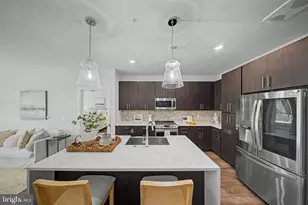 1761 Old Meadow Rd, McLean, VA 22102 - Photo 2
