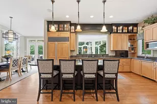 7818 Crownhurst Ct, McLean, VA 22102 - Photo 22