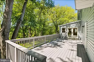 10315 Mountington Ct, Vienna, VA 22182 - Photo 22
