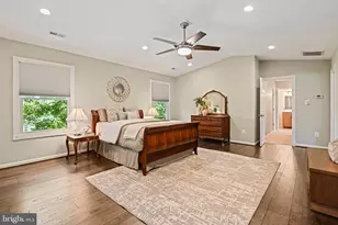 10315 Mountington Ct, Vienna, VA 22182 - Photo 30