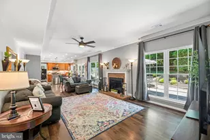 7004 Green Spring Ln, Alexandria, VA 22306 - Photo 4