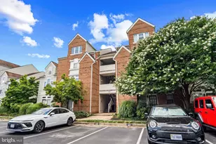 6834 Brindle Heath Way, Alexandria, VA 22315 - Photo 1