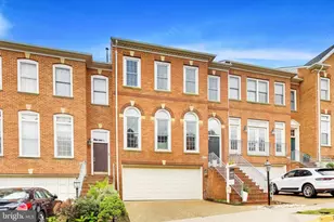 8026 Kidwell Town Ct, Vienna, VA 22182 - Photo 4