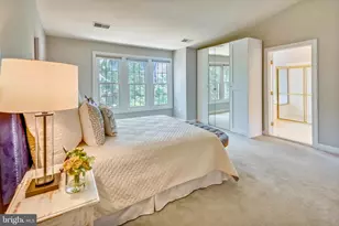 8026 Kidwell Town Ct, Vienna, VA 22182 - Photo 20