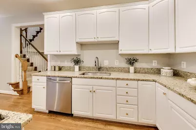8026 Kidwell Town Court, Vienna, VA 22182 - Photo 10