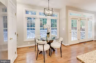 8026 Kidwell Town Ct, Vienna, VA 22182 - Photo 12