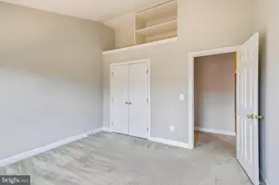 8026 Kidwell Town Ct, Vienna, VA 22182 - Photo 28