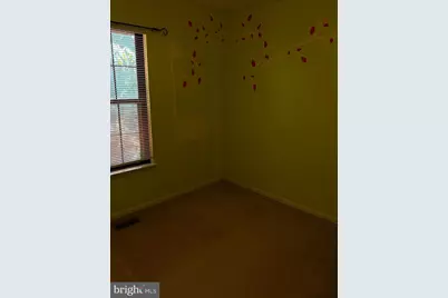5904 Roberts Common Court, Burke, VA 22015 - Photo 10