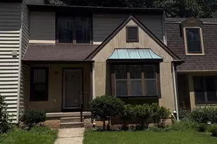 5904 Roberts Common Ct, Burke, VA 22015 - Photo 2