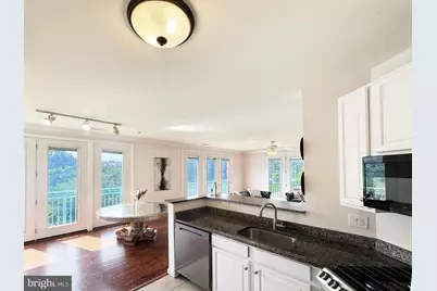 12001 Market Street #124, Reston, VA 20190 - Photo 8