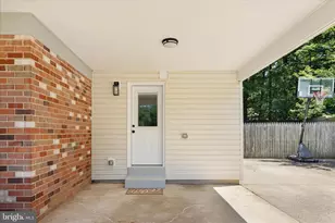 9100 Donna Dean Dr, Springfield, VA 22153 - Photo 54