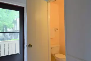 2507 Glengyle Dr, Vienna, VA 22181 - Photo 12