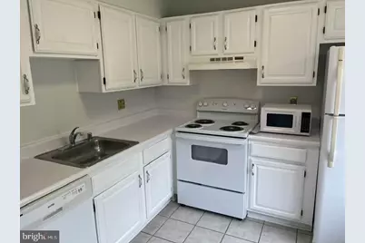 2507 Glengyle Drive #141, Vienna, VA 22181 - Photo 6