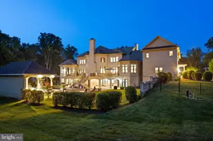 938 Peacock Station Rd, McLean, VA 22102 - Photo 50