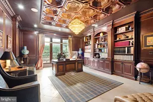 938 Peacock Station Rd, McLean, VA 22102 - Photo 18