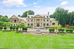938 Peacock Station Rd, McLean, VA 22102 - Photo 2