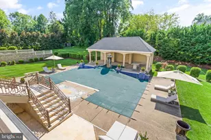 938 Peacock Station Rd, McLean, VA 22102 - Photo 48