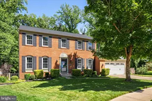 8201 Running Creek Ct, Springfield, VA 22153 - Photo 22