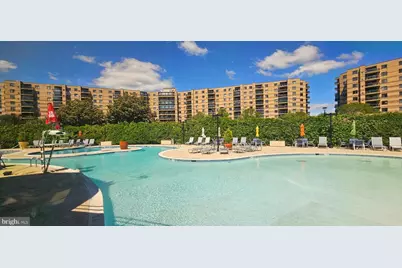 8340 Greensboro Drive #625, McLean, VA 22102 - Photo 36