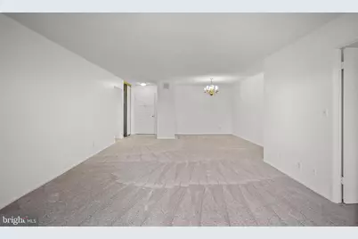 8340 Greensboro Drive #625, McLean, VA 22102 - Photo 12