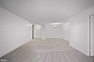 8340 Greensboro Dr, McLean, VA 22102 - Photo 12