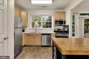 4210 Mozart Brigade Ln, Fairfax, VA 22033 - Photo 6