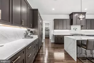 1350 Tate Modern Ln, Great Falls, VA 22066 - Photo 20