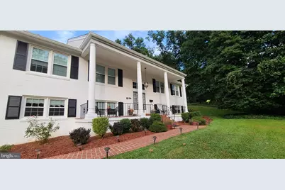 3713 Chanel Road, Annandale, VA 22003 - Photo 2