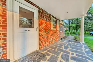 3307 Beechtree Ln, Falls Church, VA 22042 - Photo 4