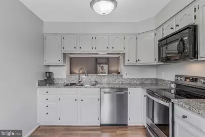6033 Kestner Circle, Alexandria, VA 22315 - Photo 8