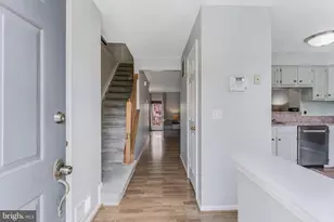 6033 Kestner Cir, Alexandria, VA 22315 - Photo 4