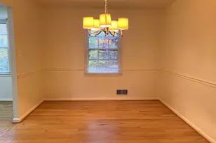 6802 Dina Leigh Ct, Springfield, VA 22153 - Photo 10