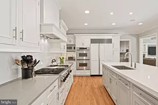 7808 Grovemont Dr, McLean, VA 22102 - Photo 16