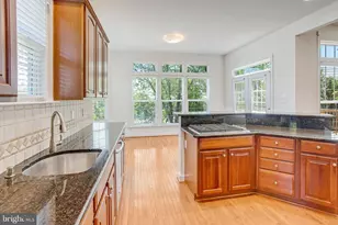 9205 Haines Dr, Lorton, VA 22079 - Photo 8