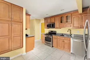 3419 Beechcraft Dr, Alexandria, VA 22306 - Photo 12
